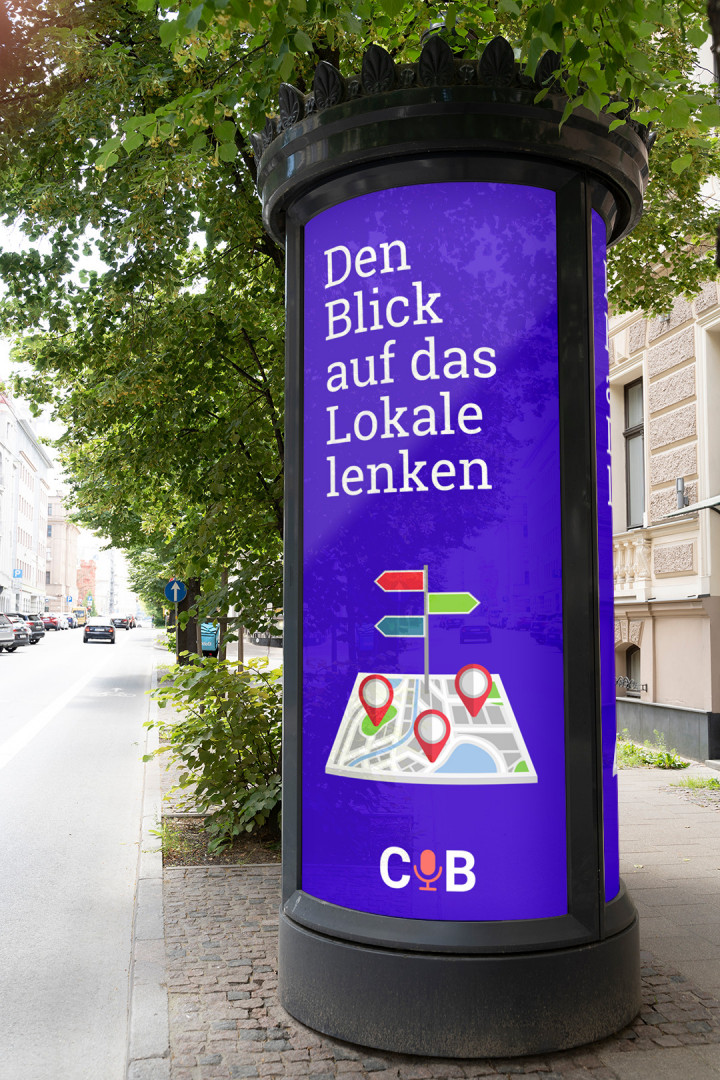 Moderne Litfasßsäule mit CiB-Plakat
